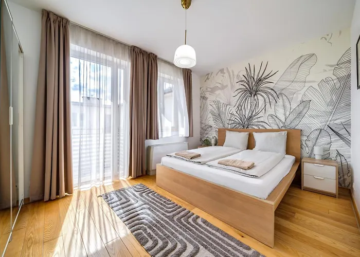Prime 18 - By Immokon * Budapest